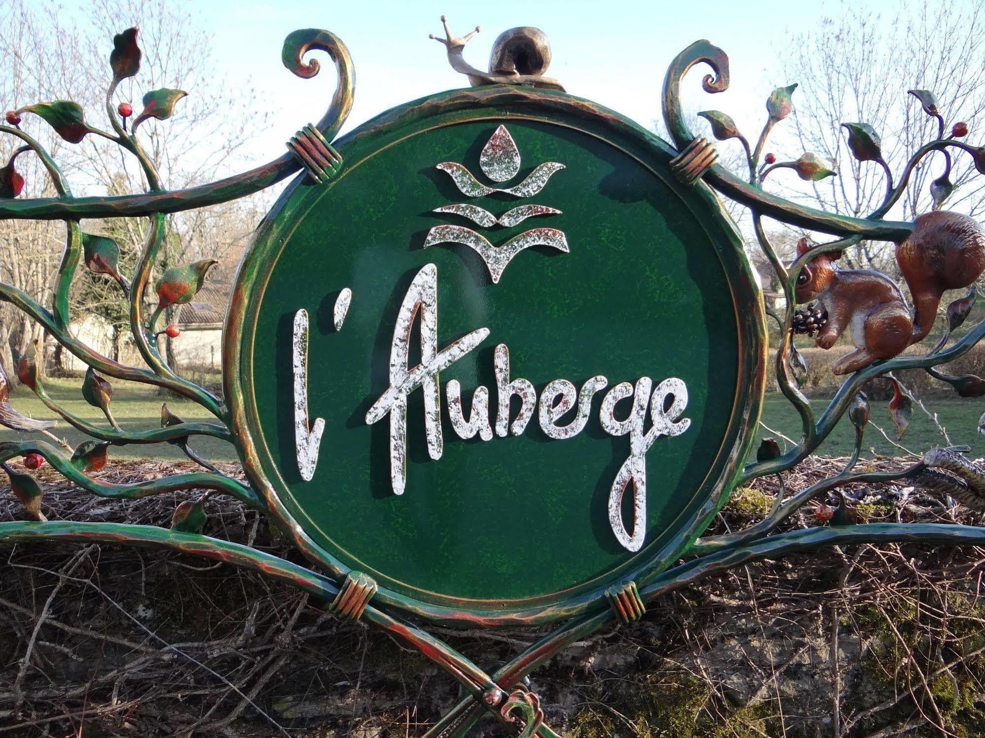 Auberge Des Chasseurs اُشينوفيكْسْ المظهر الخارجي الصورة