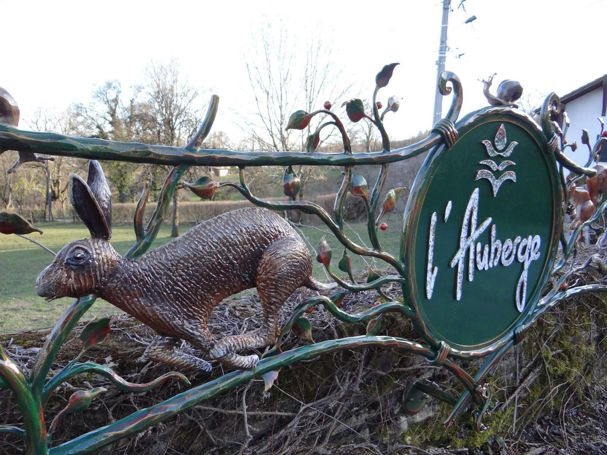 Auberge Des Chasseurs اُشينوفيكْسْ المظهر الخارجي الصورة