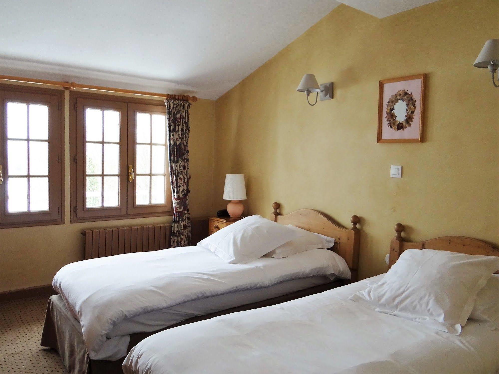 Auberge Des Chasseurs اُشينوفيكْسْ المظهر الخارجي الصورة