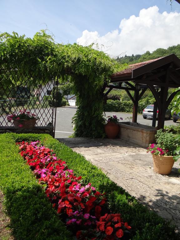 Auberge Des Chasseurs اُشينوفيكْسْ المظهر الخارجي الصورة